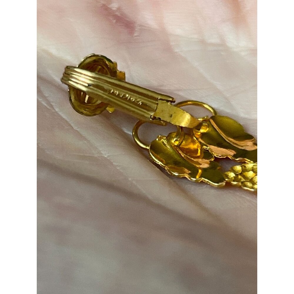 Vintage 10K gold grapes and leaves tri color clip on earrings: Black Hills; each - Picture 8 of 9
